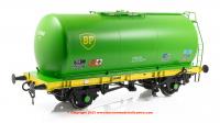 7F-064-007 Dapol 45 Ton TTA Tank Wagon Type A2 - number 67090 BP Green